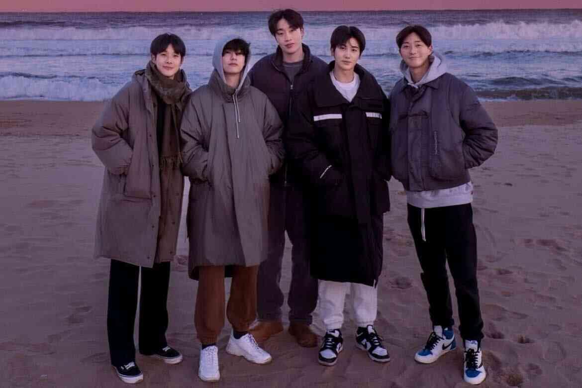 In the SOOP: Friendcation