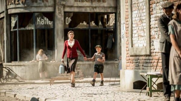 anna-roth-christiane-paul