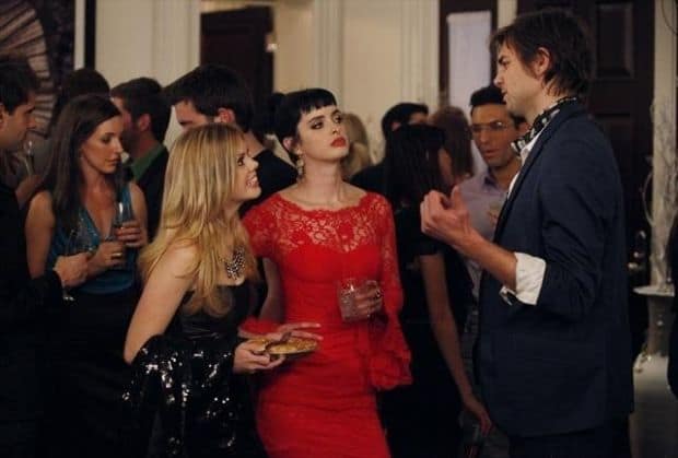 Don’t Trust the B…. in Apartment 23