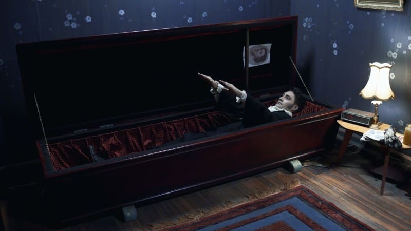 5 Zimmer, Küche, Sarg Kritik