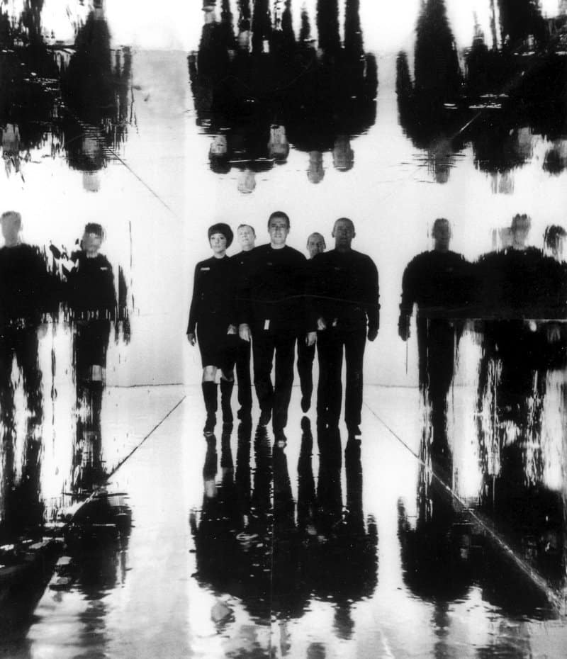 raumschiff-orion-uhd-4k-serie-still